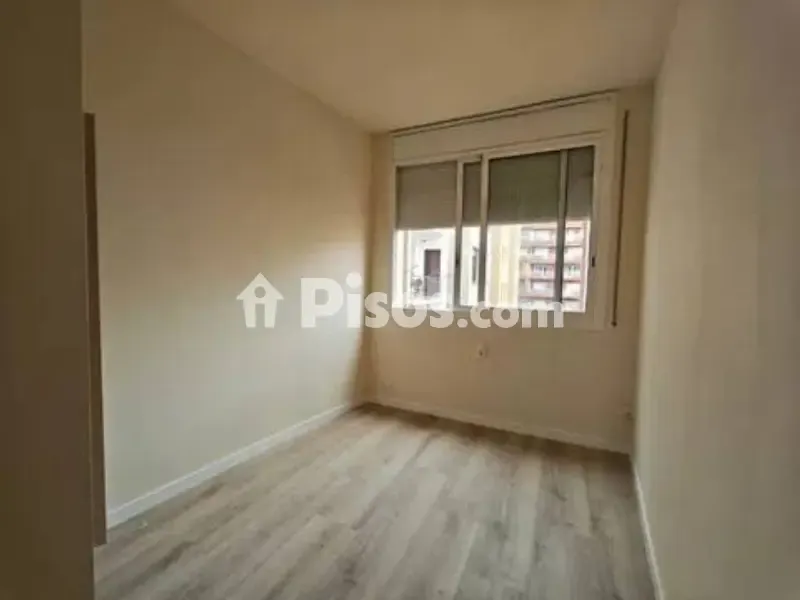 Toad - Reform Apartment with Balcony in Eixample