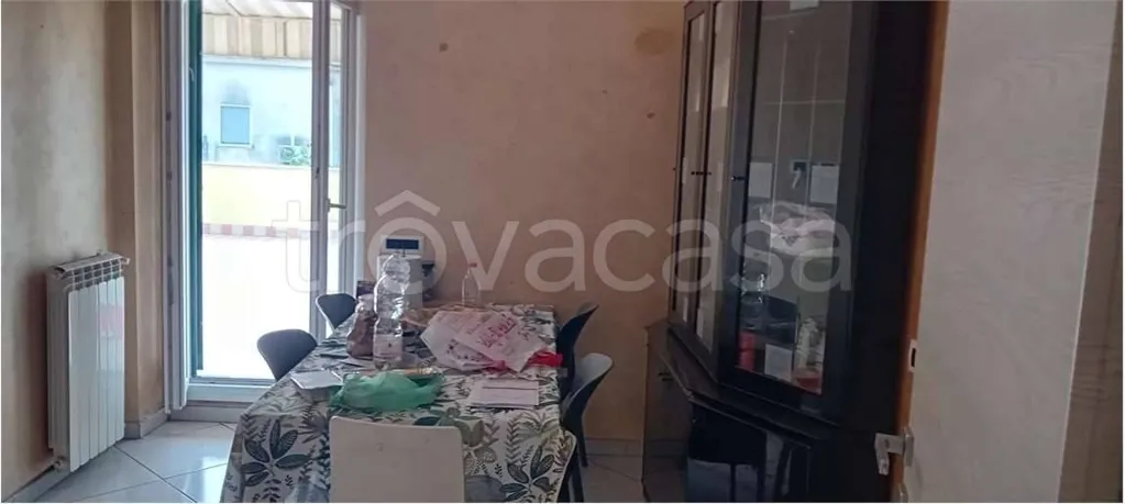 Salle à manger - Rear-Facing Apartment with Terrace in Latina
