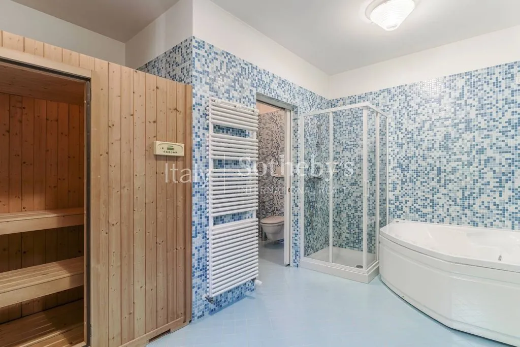 Vannitoad - Neoclassical Villa with Park in Vittorio Veneto