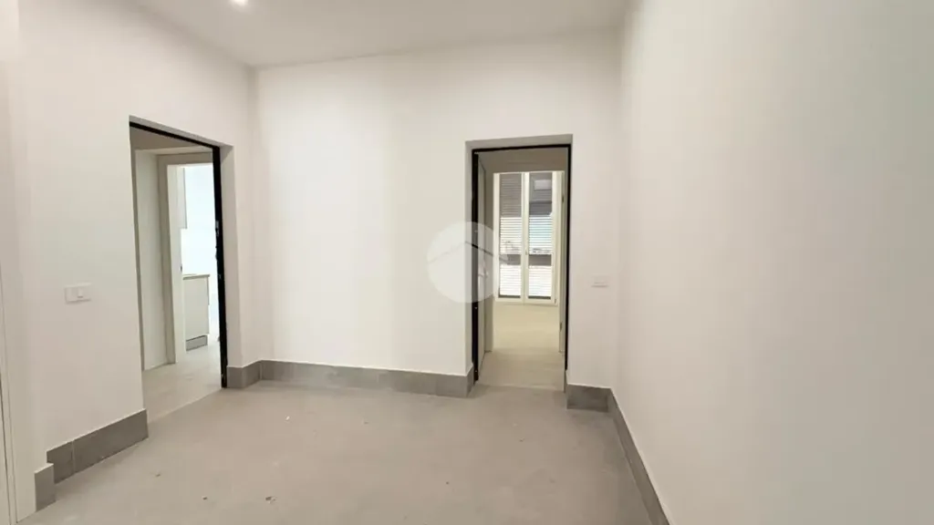 Ingresso - Rearranged Studio with Balcony in Palermo