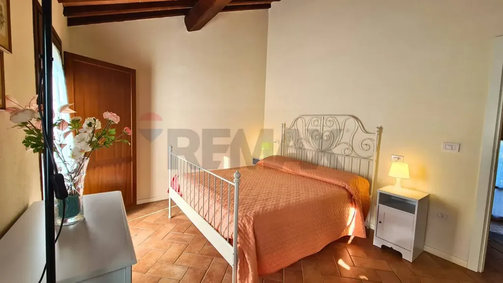 Magamistoad - Bifamiliar Villa with Garden in Gambassi Terme