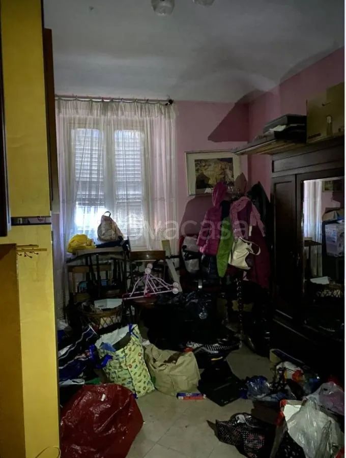 Chambres - Auctioned Apartment with Balcony in Turin