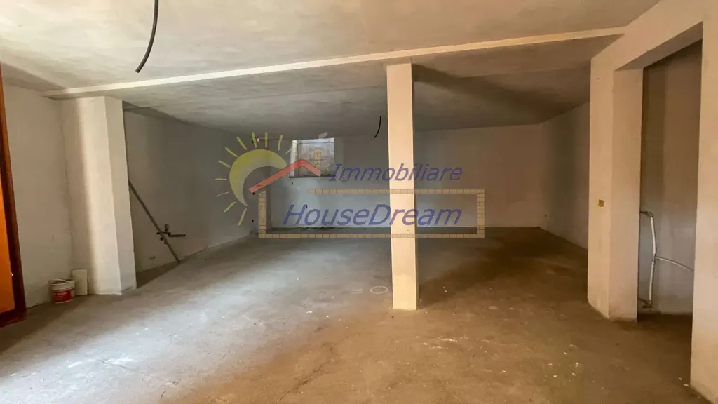 Garage - Terraced Villa with Private Garden in Nebbiuno
