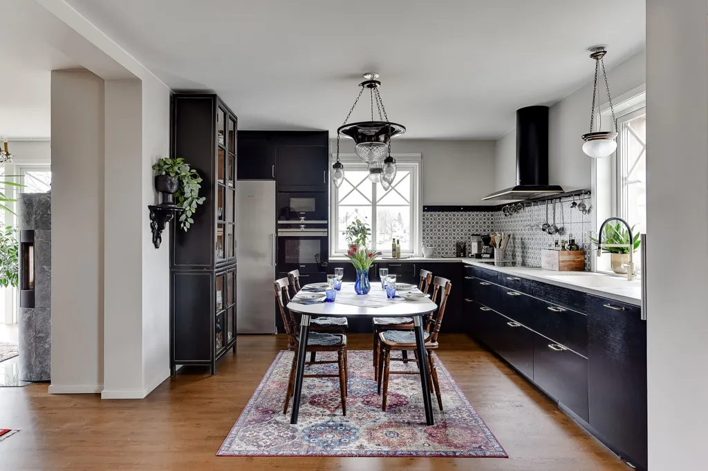 Cucina - Renovated Villa with Workshop in Degernäs