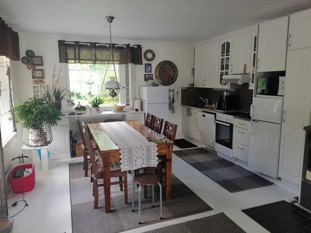 Salle à manger - Renovated Holiday Home with Sauna in Forested Area