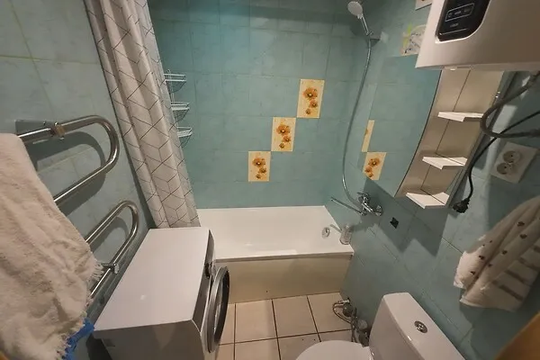 Bagni - 3-Bedroom Flat with Central Heating in Valga