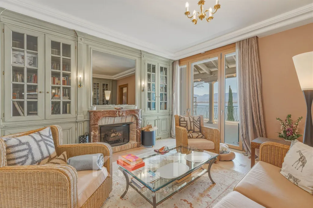 Séjour - Villa Moderne avec Vue Lac à Chens-sur-Léman