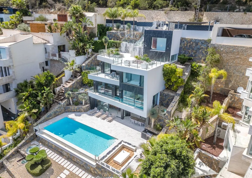 Õhuvaade - Contemporary Villa with Seafront Views in Jávea