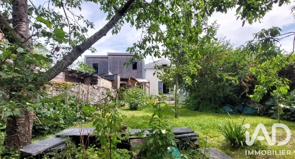Jardin - Maison de Caractère avec Jardin à Trélazé