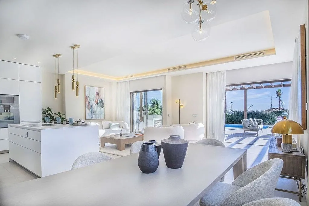 Söögituba - Modern Villa with Sea View in Estepona