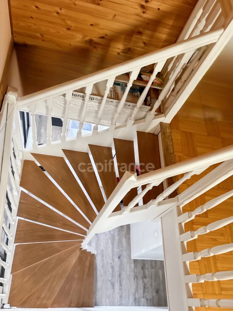 Pièces - Maison 4 Chambres avec Terrasse à Arnage