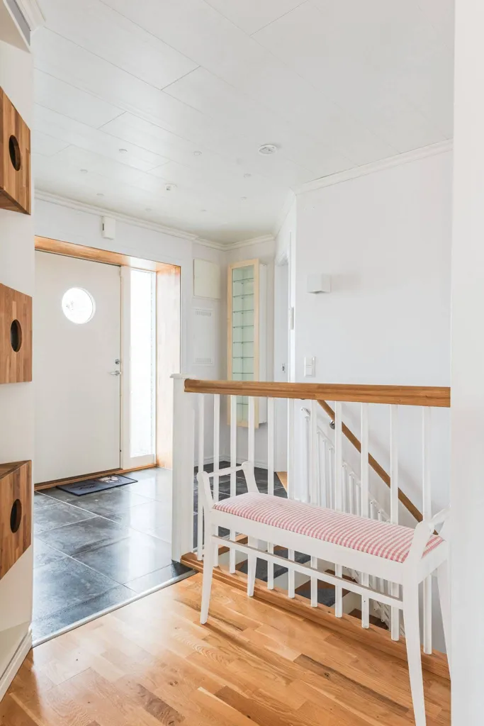 Entrée - Modern Villa with Central Location in Sundsvall