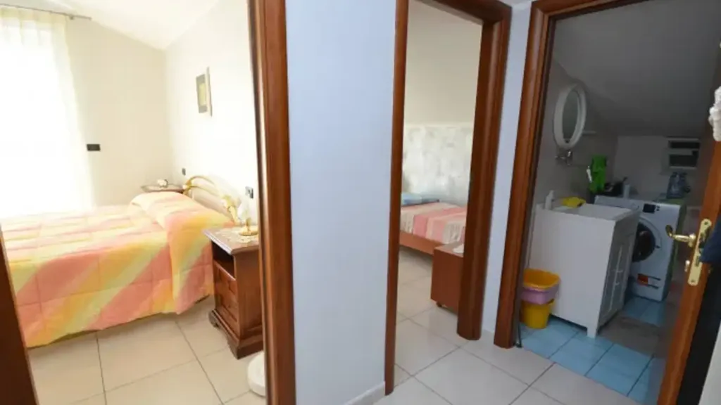 Chambres - Apartment with Balcony Views in Crosia