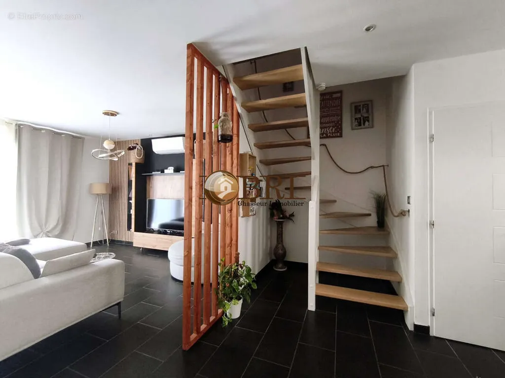 Elutuba - Recent Villa with Garden in Bourgoin-Jallieu