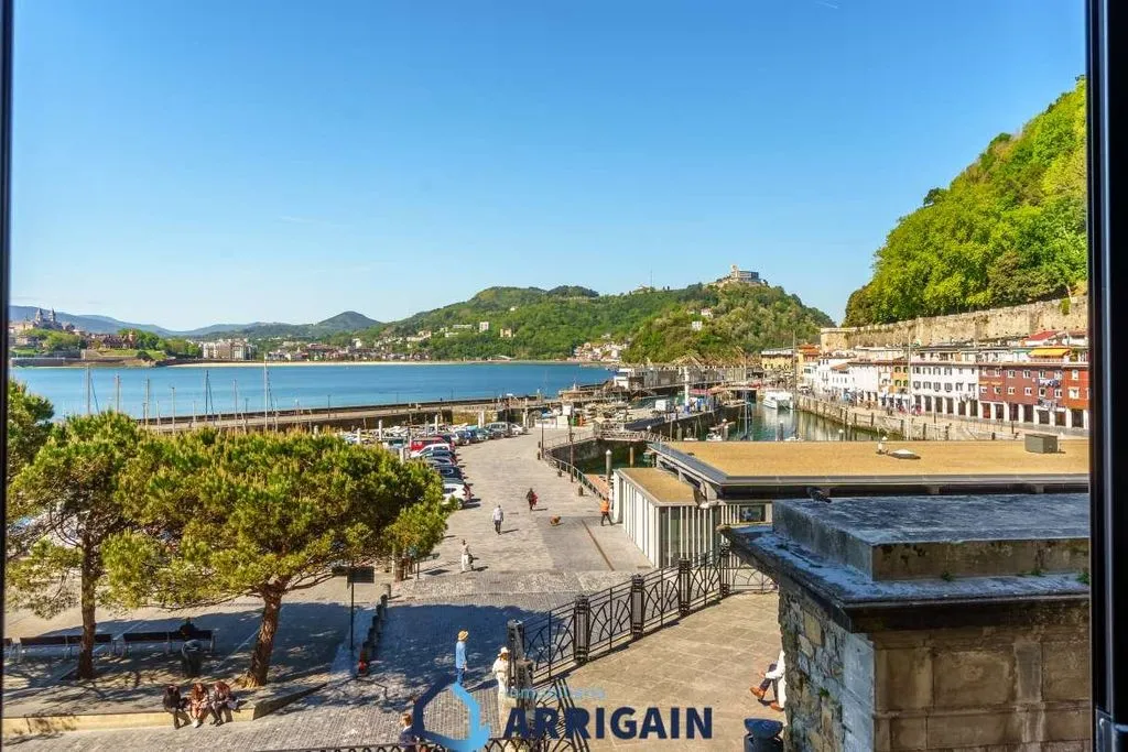 Luxury Flat with Sea Views in San Sebastián