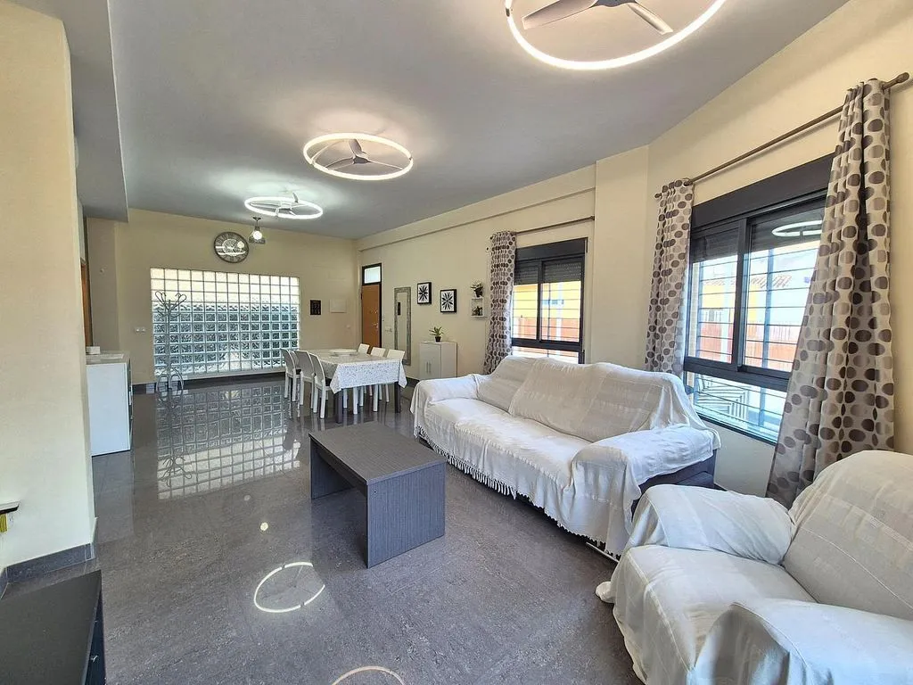 Séjour - Modern Chalet with Pool near Daimús Beach