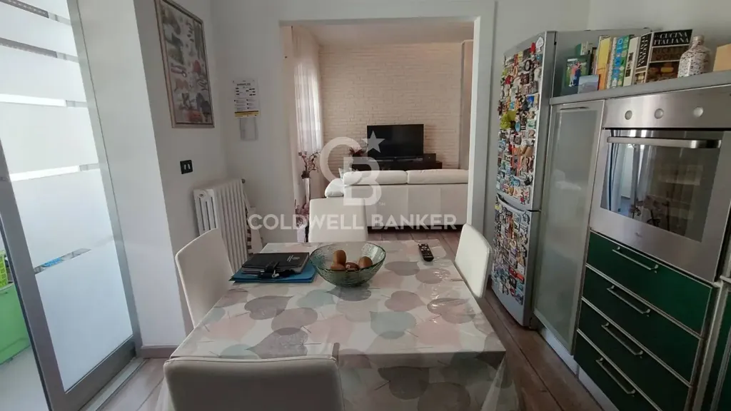 Cuisine - Triplex with Balcony in Santa Chiara, Brindisi