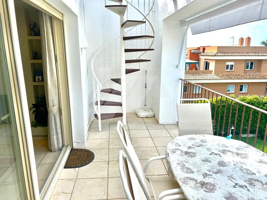 Rõdu - Penthouse with Private Pool in Moraira