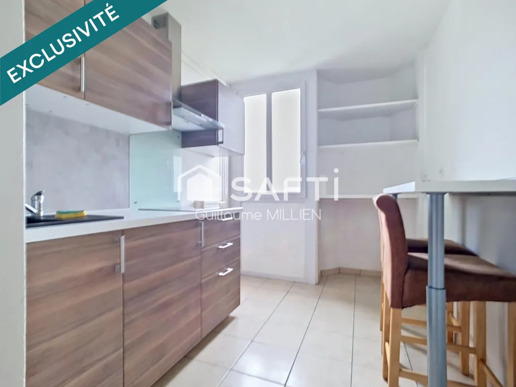 Cuisine - Studio Rénové avec Vue Dégagée à Lille