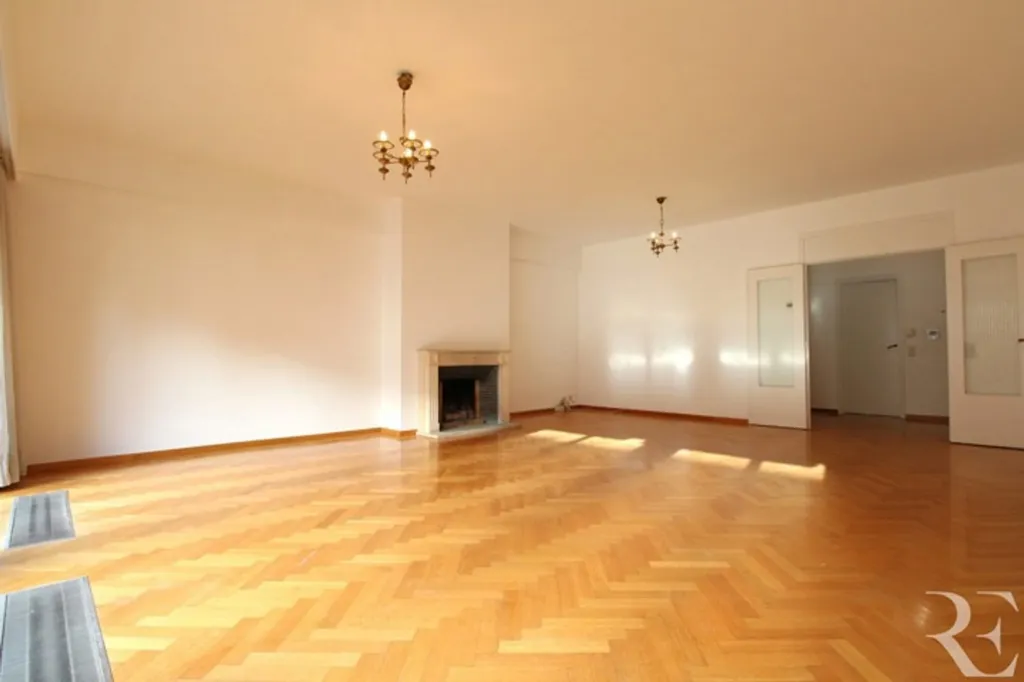 Soggiorno - Apartment to Refresh with Parking in Uccle