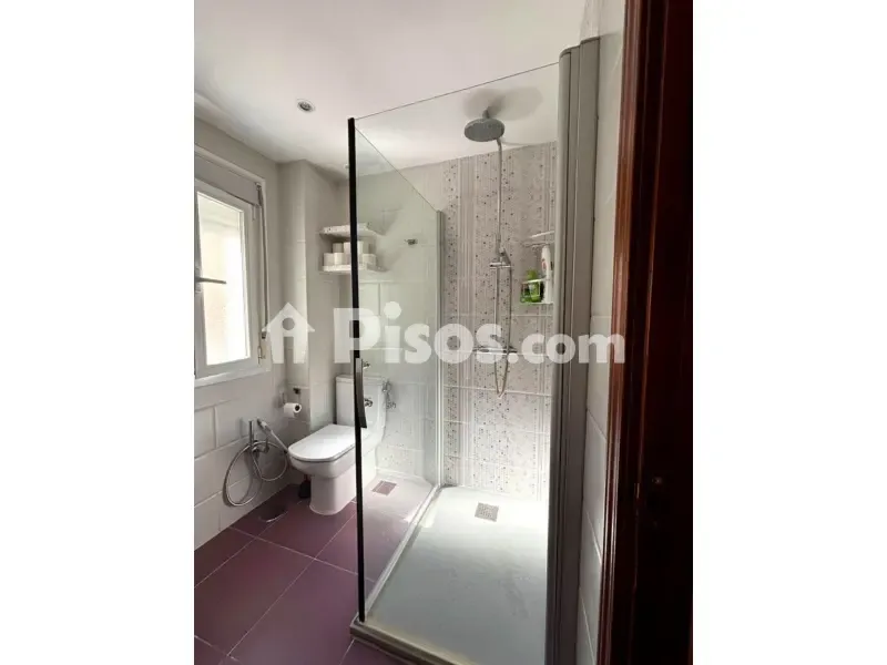 Bathrooms - Bright Apartment with Terrace in Guabairo, Madrid