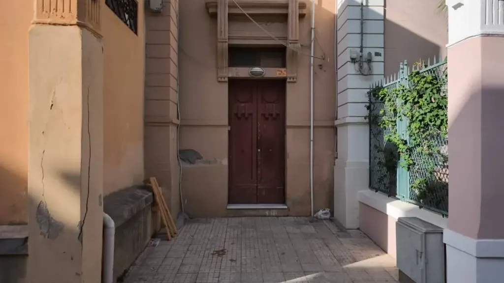 Aed - Modernised Two-Bedroom Apartment in Messina