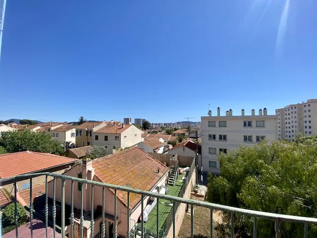 Balcon - Appartement Rénové au Calme à la Loubière