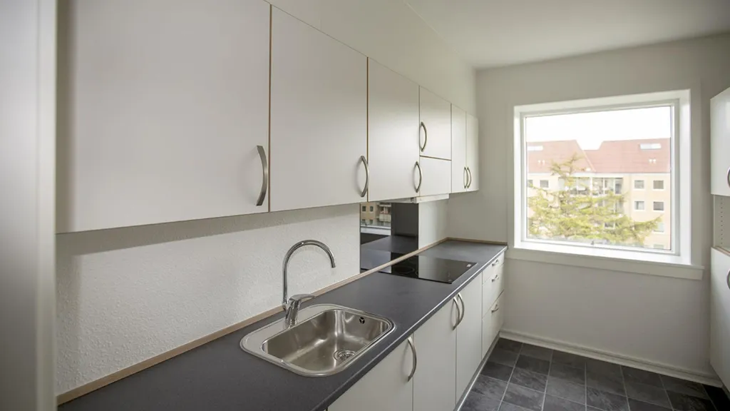 Cuisine - 3-Bedroom Flat with Pets Allowed in Frederikshavn