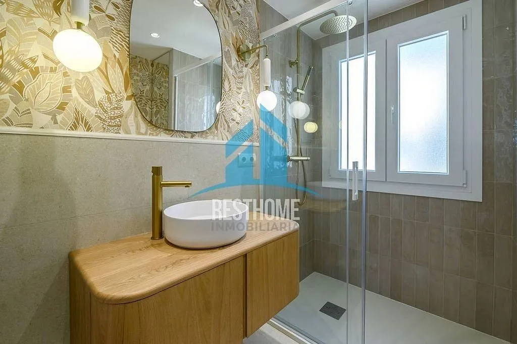 Vannitoad - Apartment with Garden and Balcony in Ayora