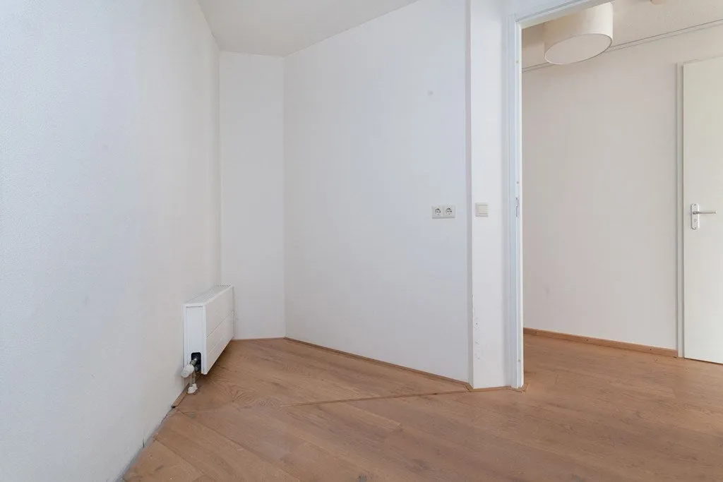 Pièces - Apartment with Parking in Rotterdam Kralingen