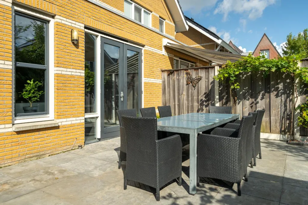 Terrass - Estate-Ready House with Garden in Enschede