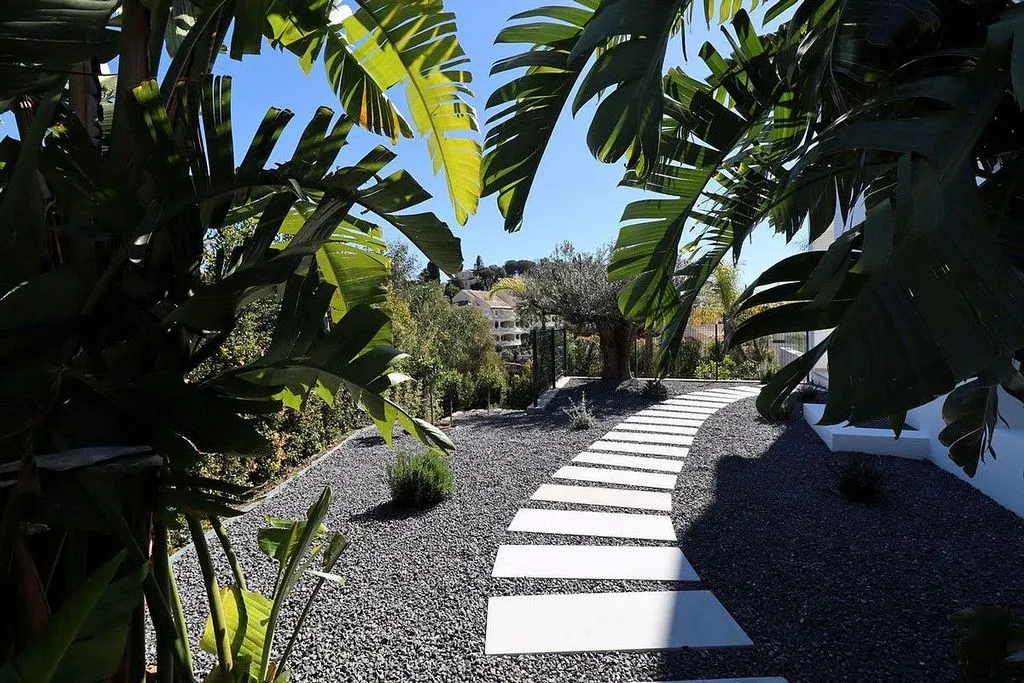 Jardin - Chalet with Pool and Terrace in Casco Antiguo