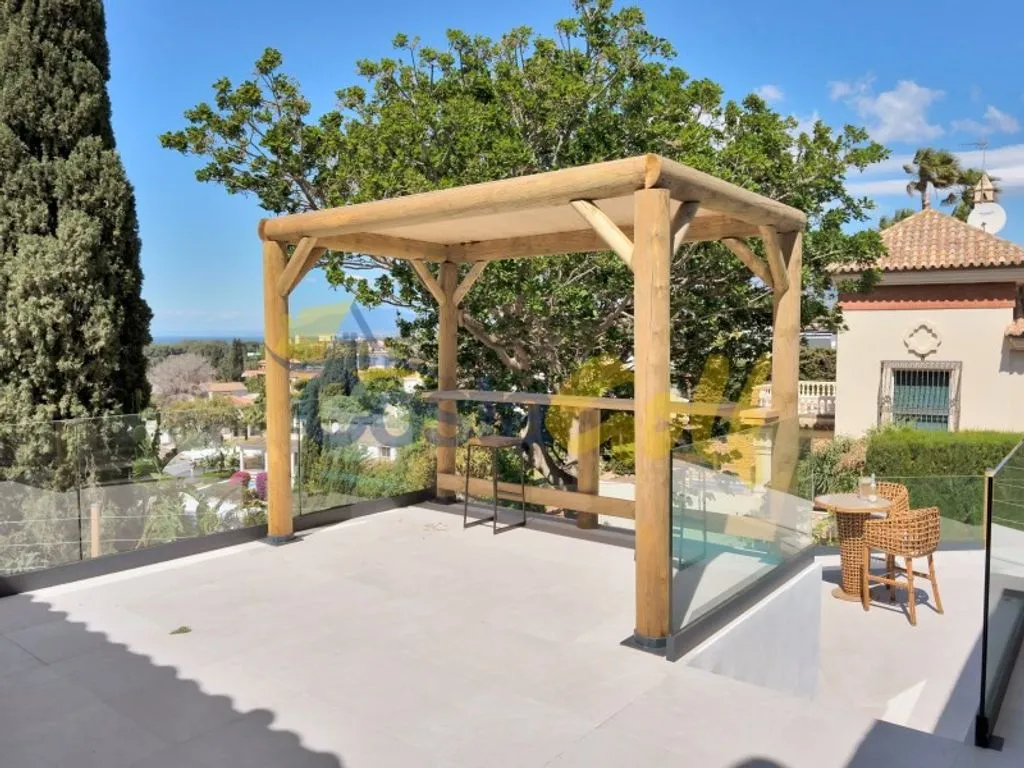 Terrasse - Luxury Villa with Pool in Elviria, Marbella