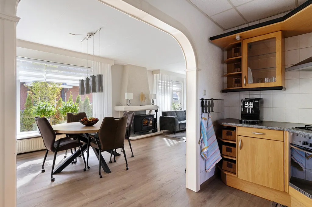 Cuisine - Detached House with Carport in Buitenpost
