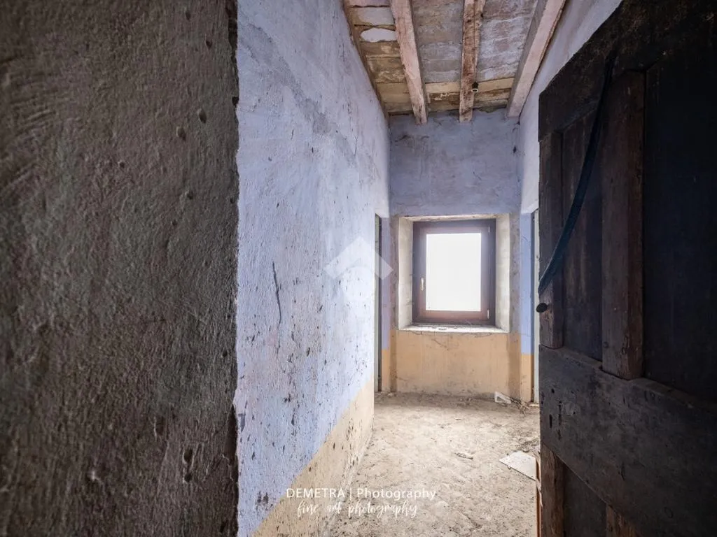Esik - Rustic House with Panoramic View in Guiglia