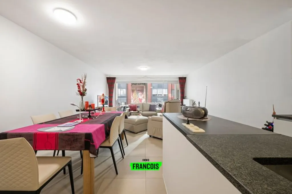 Sala da pranzo - Modern Two-Bedroom Apartment in Ostend Centre