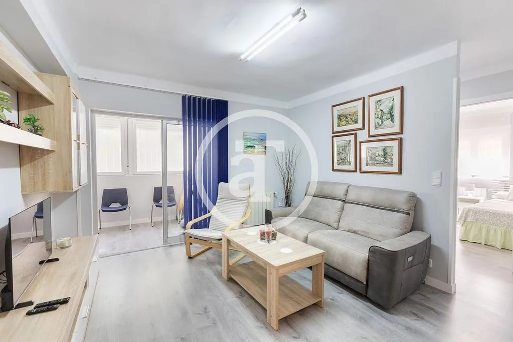 Elutuba - Furnished Flat with Balcony in Aluche, Madrid