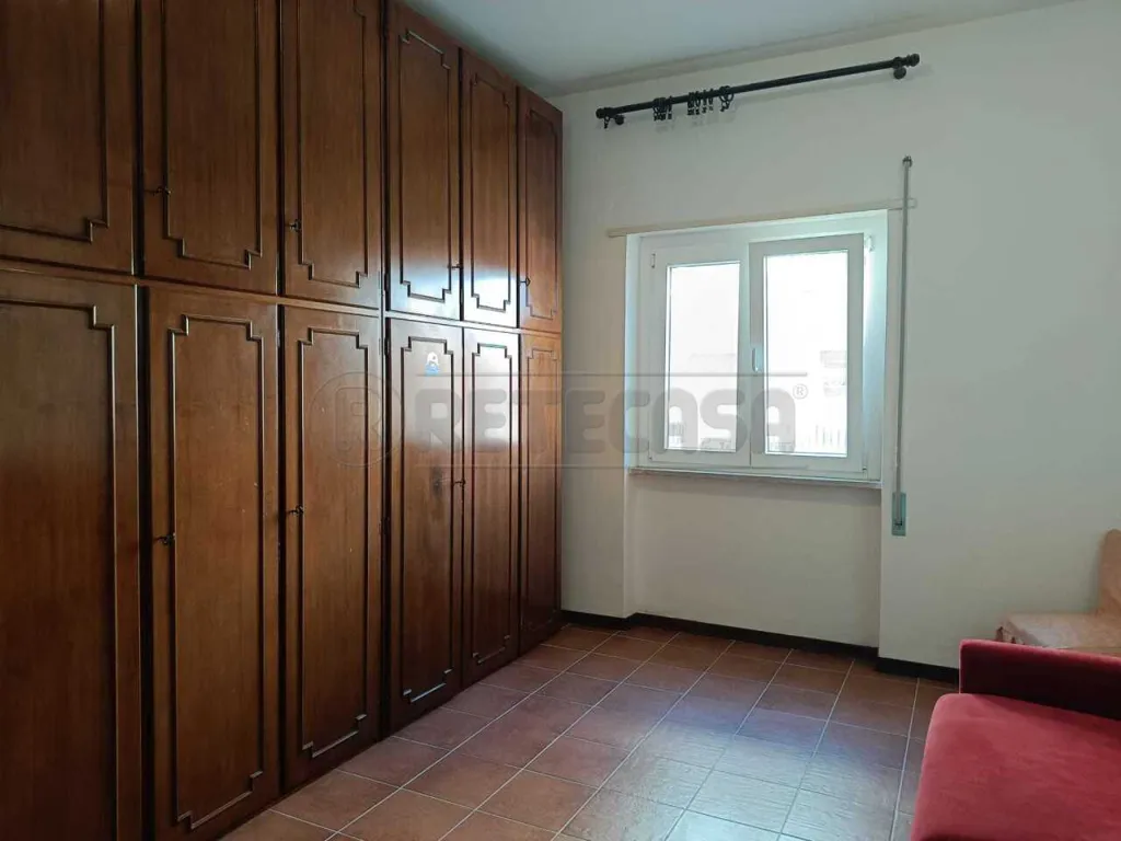 Chambres - Rear-Facing Apartment with Terrace in Ladispoli