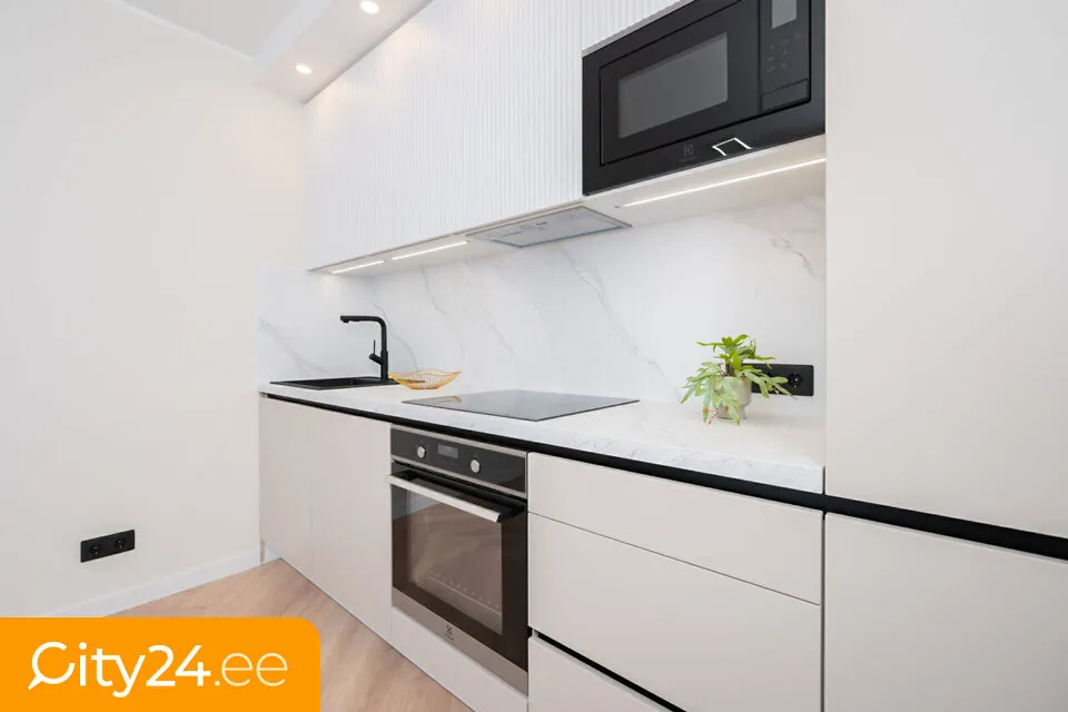 Cuisine - Renovated Five-Room Flat in Lasnamäe