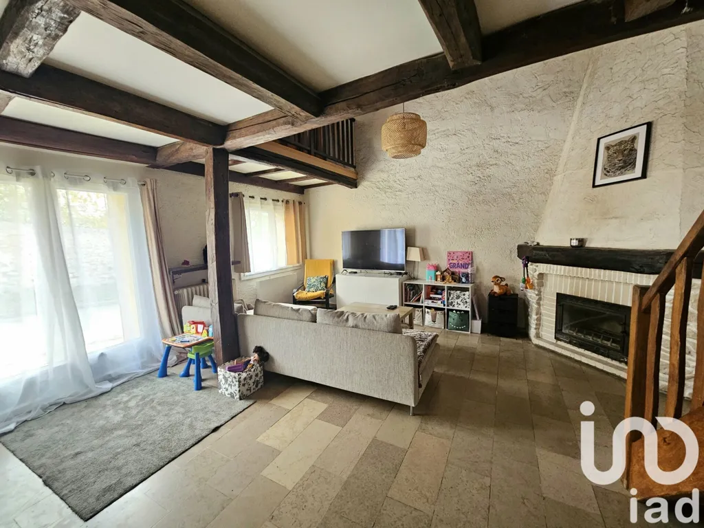 Séjour - Maison Charmante avec Jardin à Acy-en-Multien