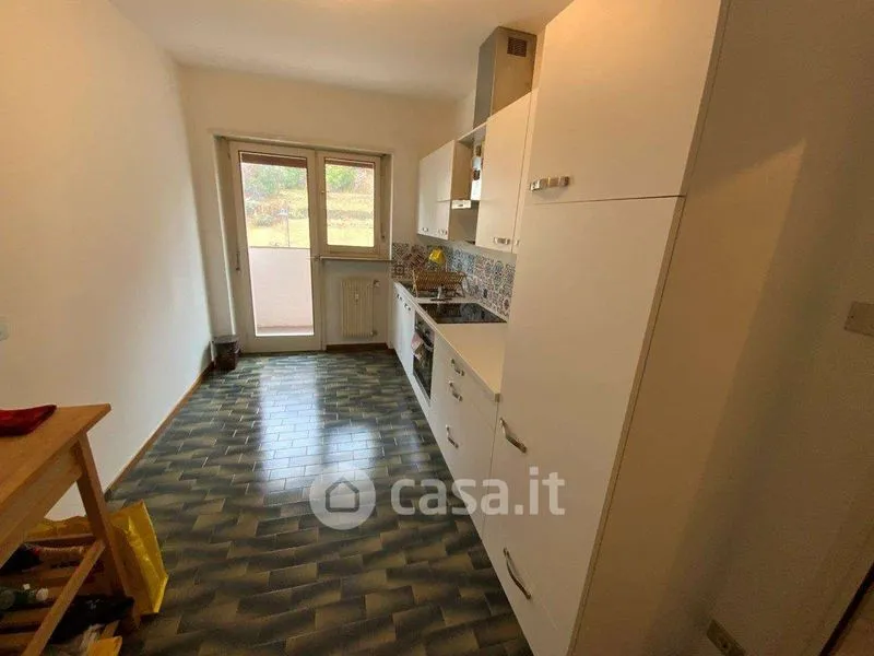Cuisine - Quadrilocale with Balcony in Bolzano Centre