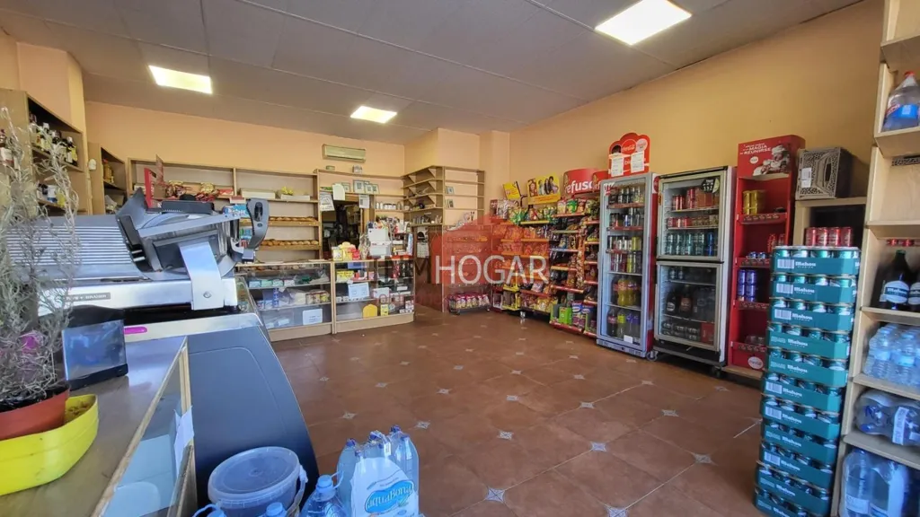 Rooms - Commercial Space near University in Ávila