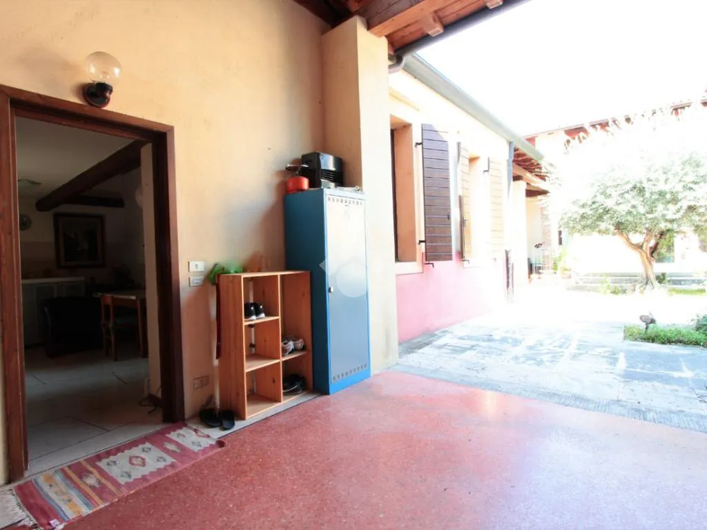 Esik - Signorile 2-Bedroom in Verona
