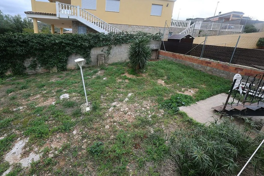Jardin - Chalet with Balcony View in Montroy