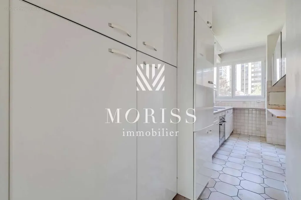 Appartement 4 pièces à Paris-17e
