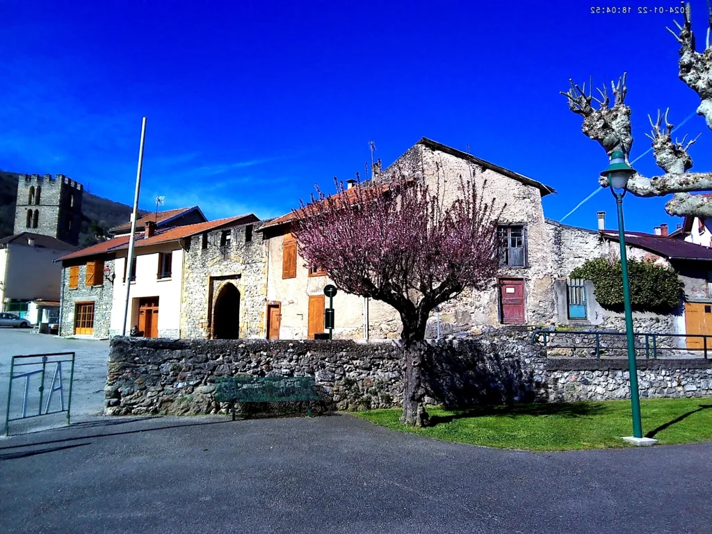 Charming 3-Piece House with Terrace in Tarascon-sur-Ariège