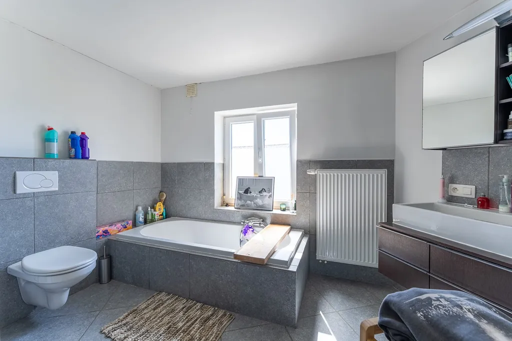 Salles de bain - Halfopen Bebouwing avec Jardin à Knokke-Heist