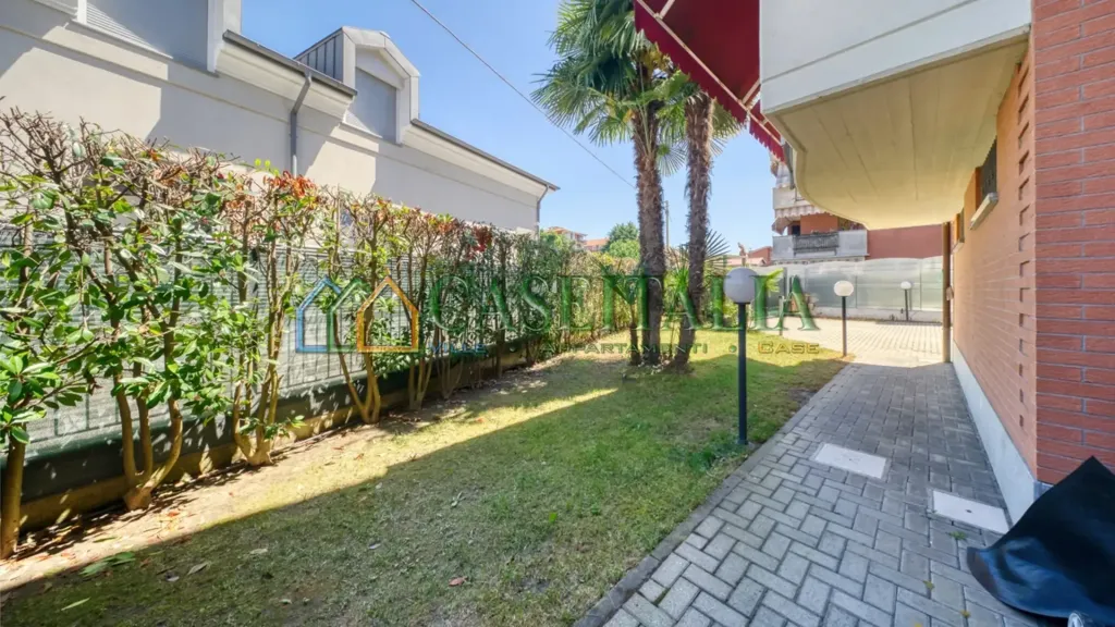 Aed - Duplex Villa with Pool in Nichelino