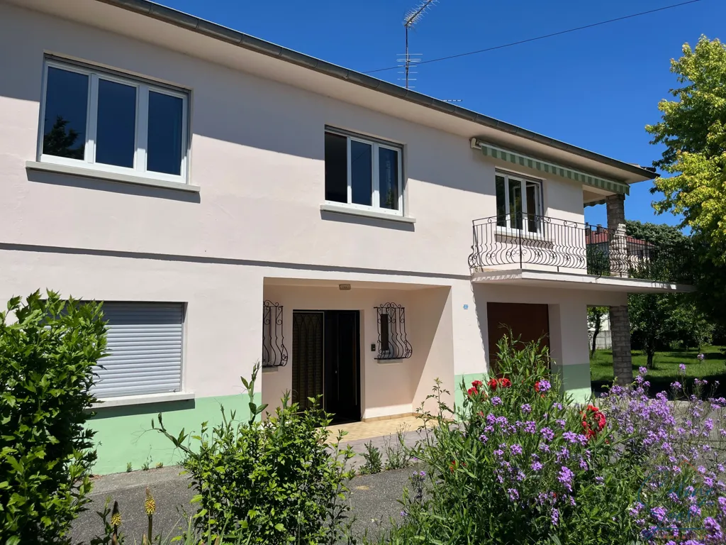 Välivaade - Spacious House with Constructible Land in Marckolsheim