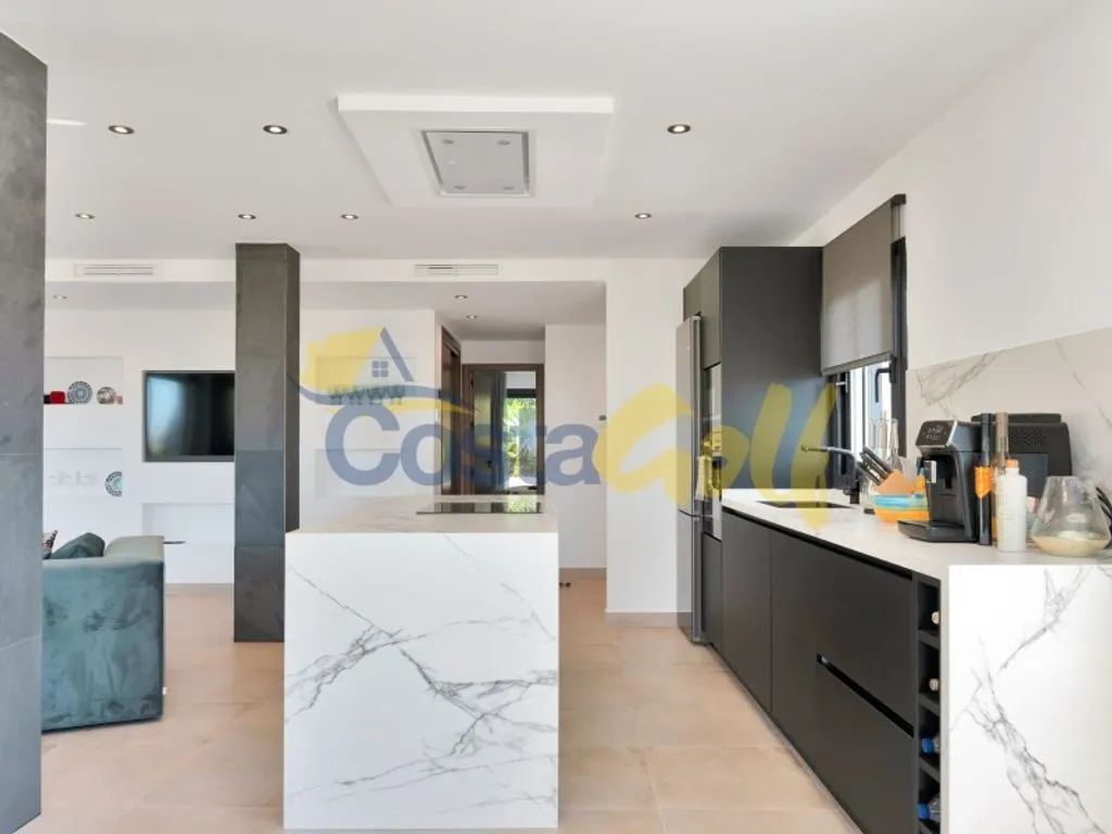 Cuisine - Luxury Villa with Pool in Elviria, Marbella